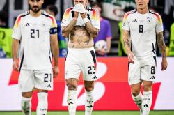 开云体育官网-德国队在半决赛中大胜瑞士队，晋级决赛的简单介绍