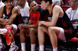 开云下载-热火B队力克中国男篮，特雷杨一己之力扛起全队的简单介绍