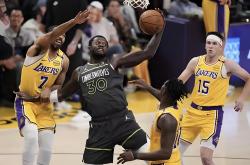 开云体育下载-塞尔维亚男篮险胜湖人B队，锡安统治全场的简单介绍