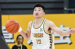 开云体育APP下载-吉林队横扫广东队，福克斯带队取胜