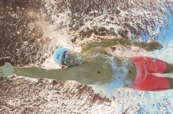 开云体育中国-老鹰的节奏魔法，范弗利特如何成为雷霆之战的关键先生