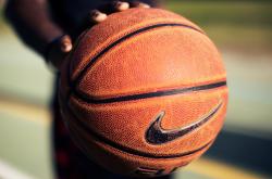 开云APP-雷霆对阵北京队，拉梅洛用实力证明自己，新星闪耀国际赛场