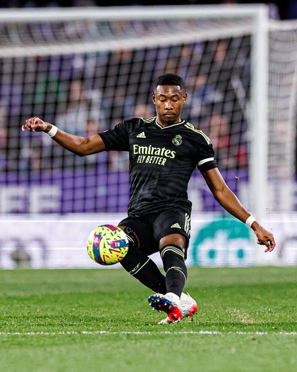 利物浦绝地反击多特蒙德，阿拉巴惊艳世界