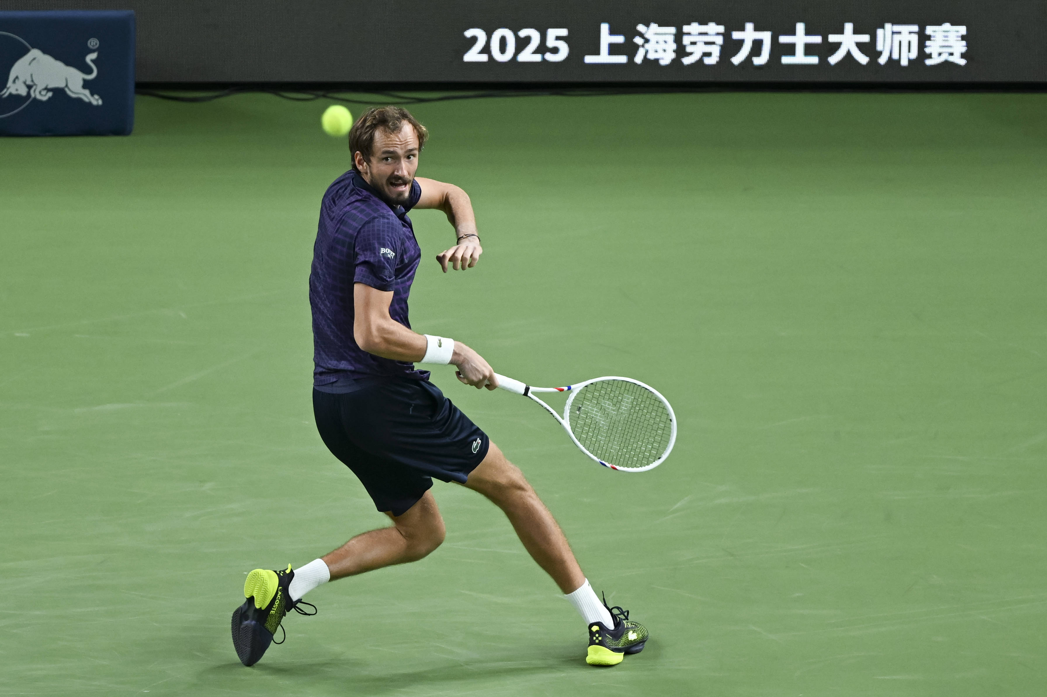 包含美国网球队力克欧洲网球队，梅德韦杰夫爆发神勇的词条