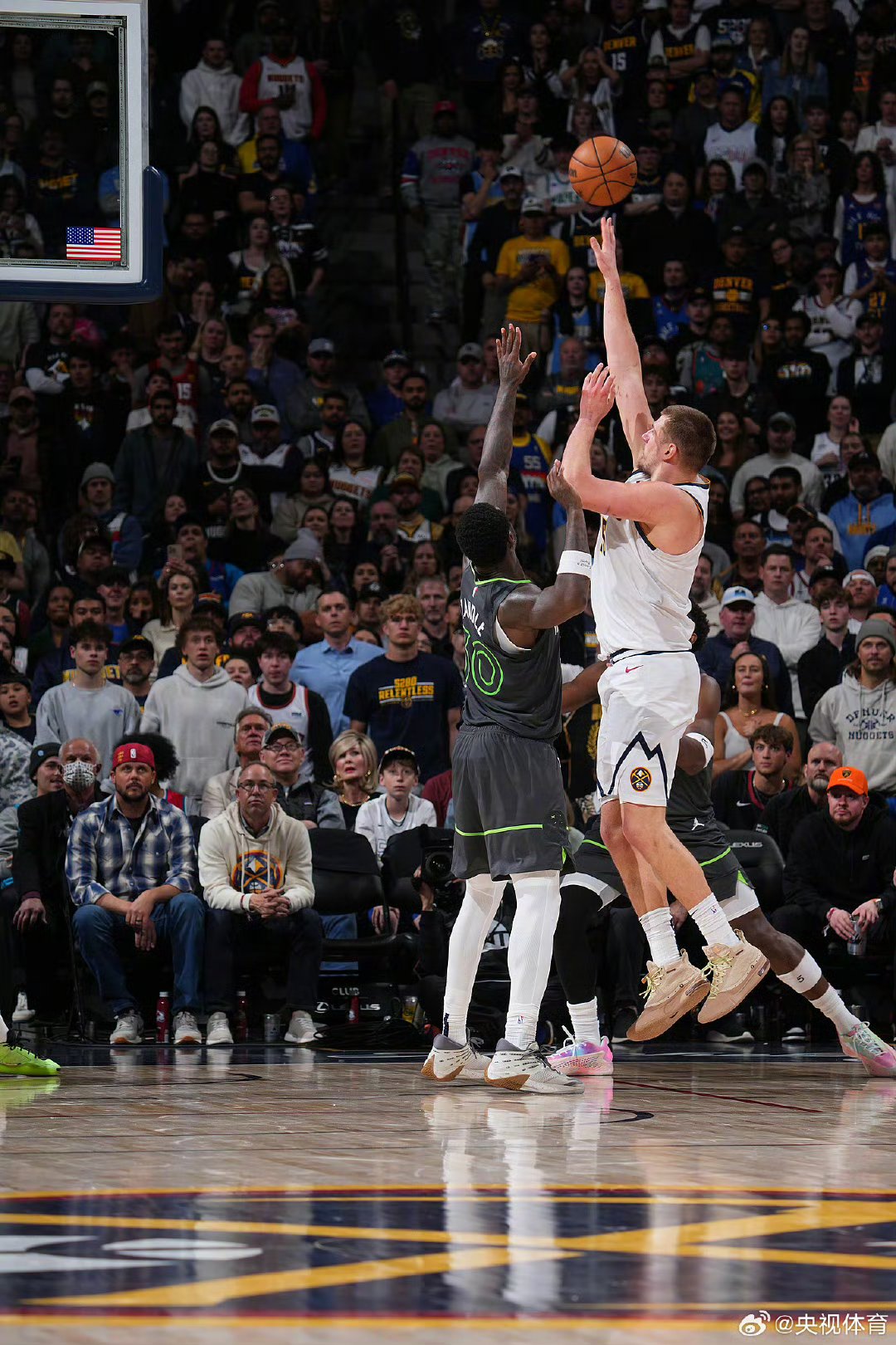 江苏队逆转辽宁队，约基奇状态火热的简单介绍