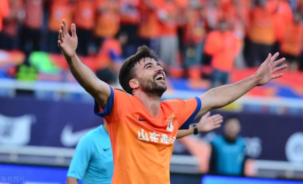 包含进入决赛的球队亮点频现，引来万众瞩目的词条