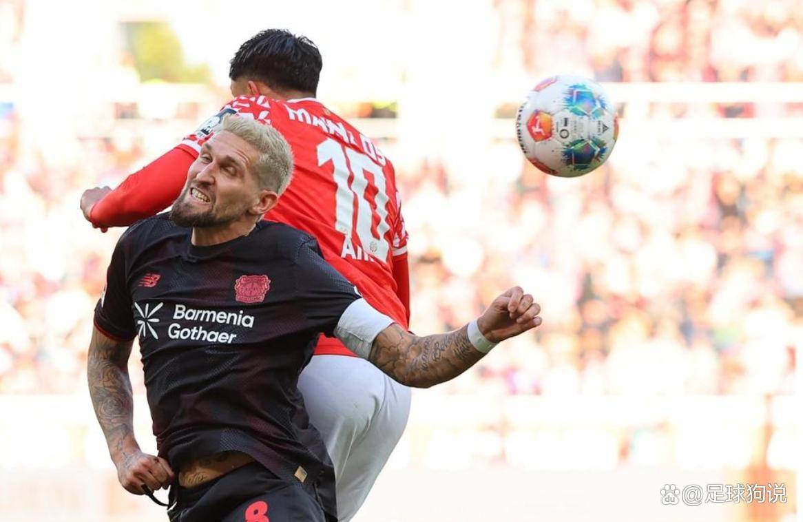 华勒沃门将神勇,扑出关键球助球队取胜 华勒沃门将神勇,扑出关键球助球队取胜