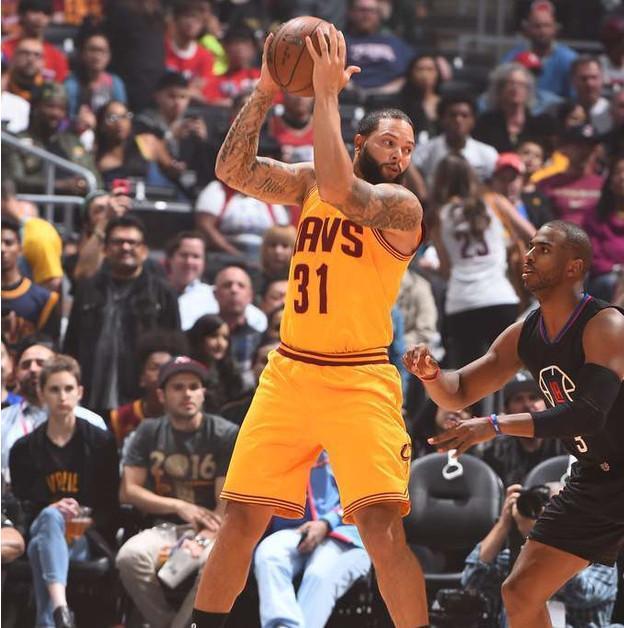 骑士轻取雷霆，布伦森刷新纪录