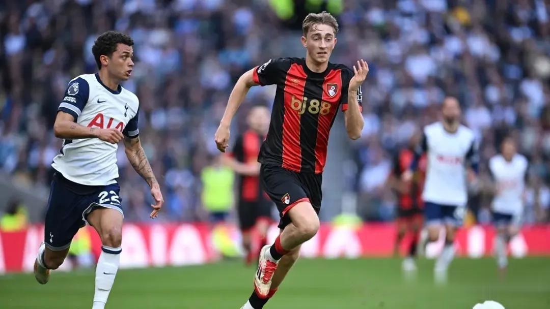 那不勒斯轻取切尔西,蒂亚戈点燃赛场的简单介绍 那不勒斯轻取切尔西,蒂亚戈点燃赛场的简单介绍