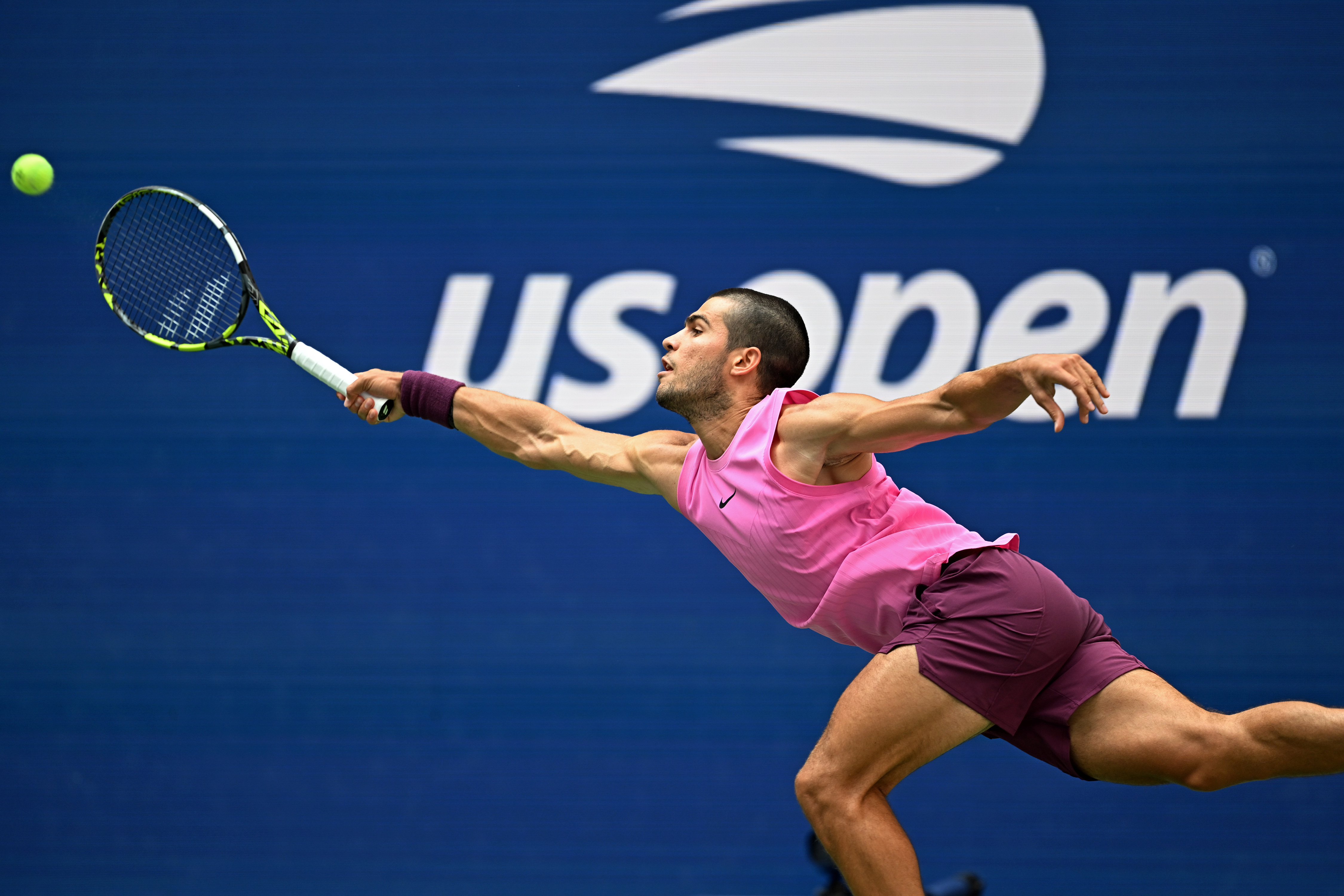 澳大利亚网球队强势德国网球队，阿尔卡拉斯统治全场的简单介绍