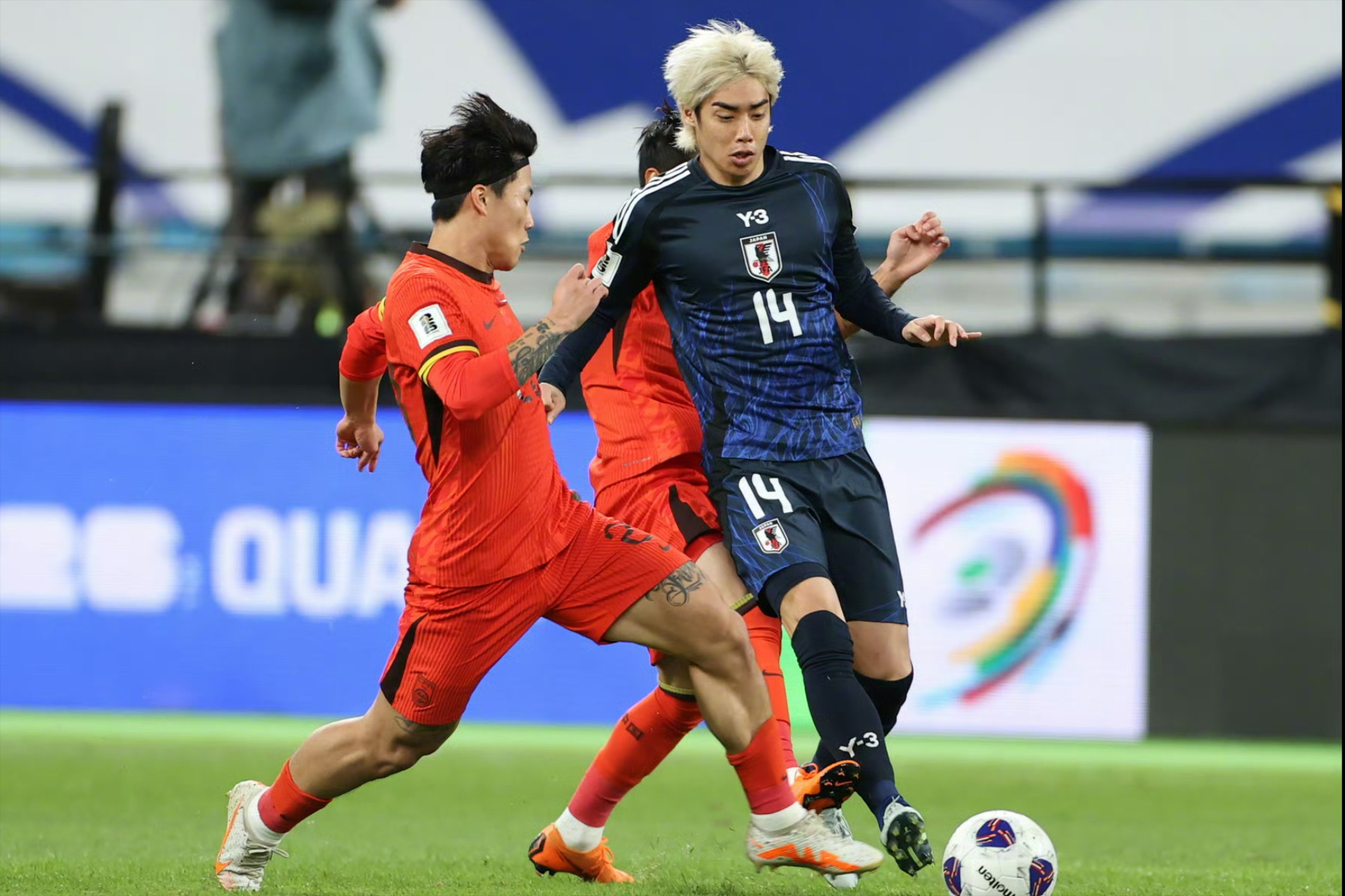 关于日本队险胜英格兰队，梁靖崑带队取胜的信息