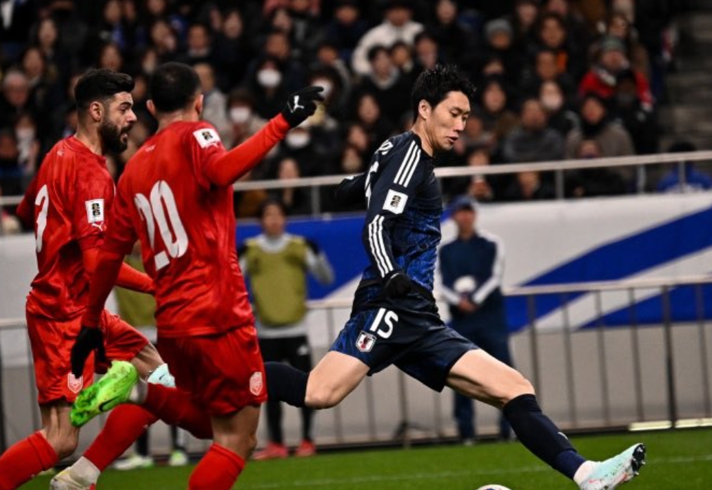 包含日本队轻取马来西亚队，安赛龙统治全场的词条