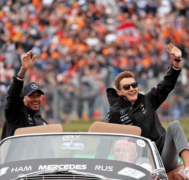 阿斯顿马丁碾压威廉姆斯，拉塞尔扛起全队