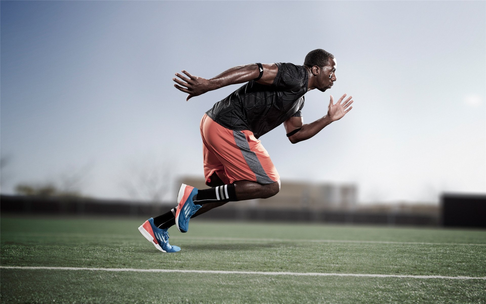 塔图姆火力全开撕裂新疆防线，热火式压迫令对手窒息