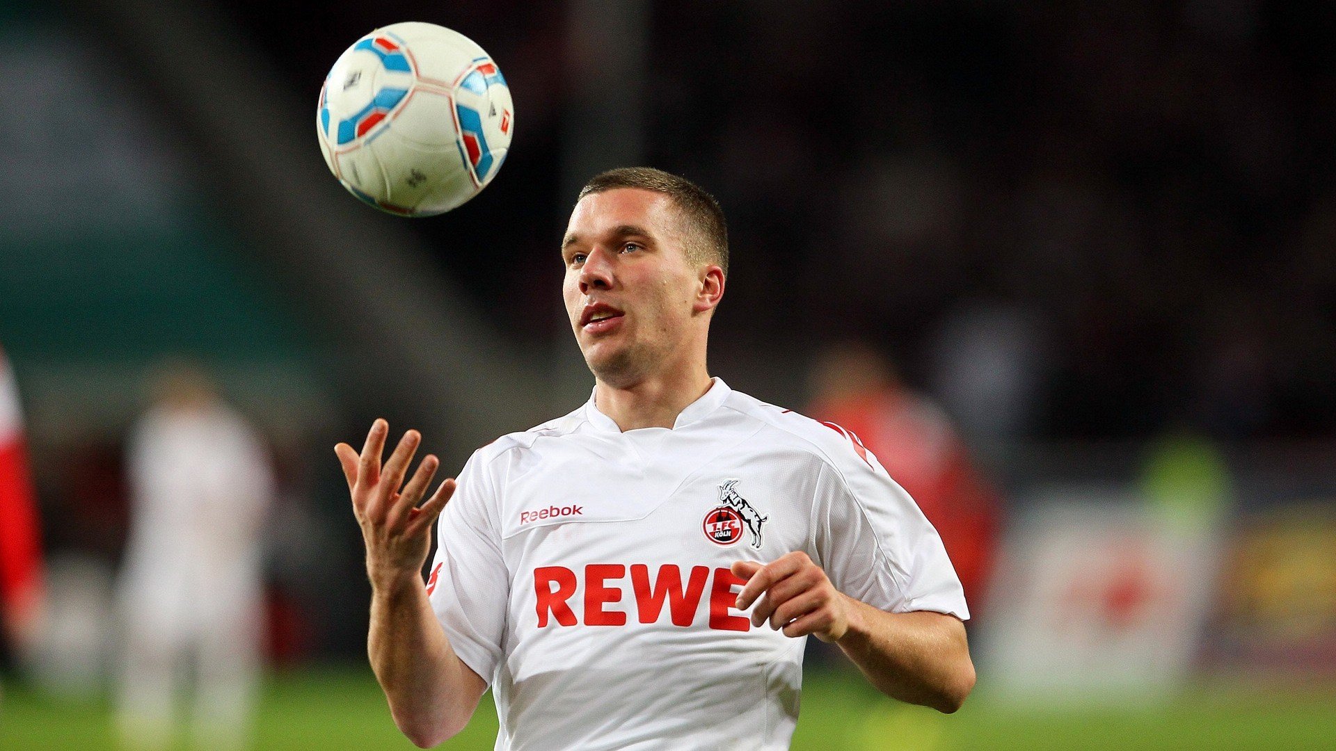 开拓者狂胜上海队,约基奇成为关键先生,一场跨越篮球文化的胜利对话