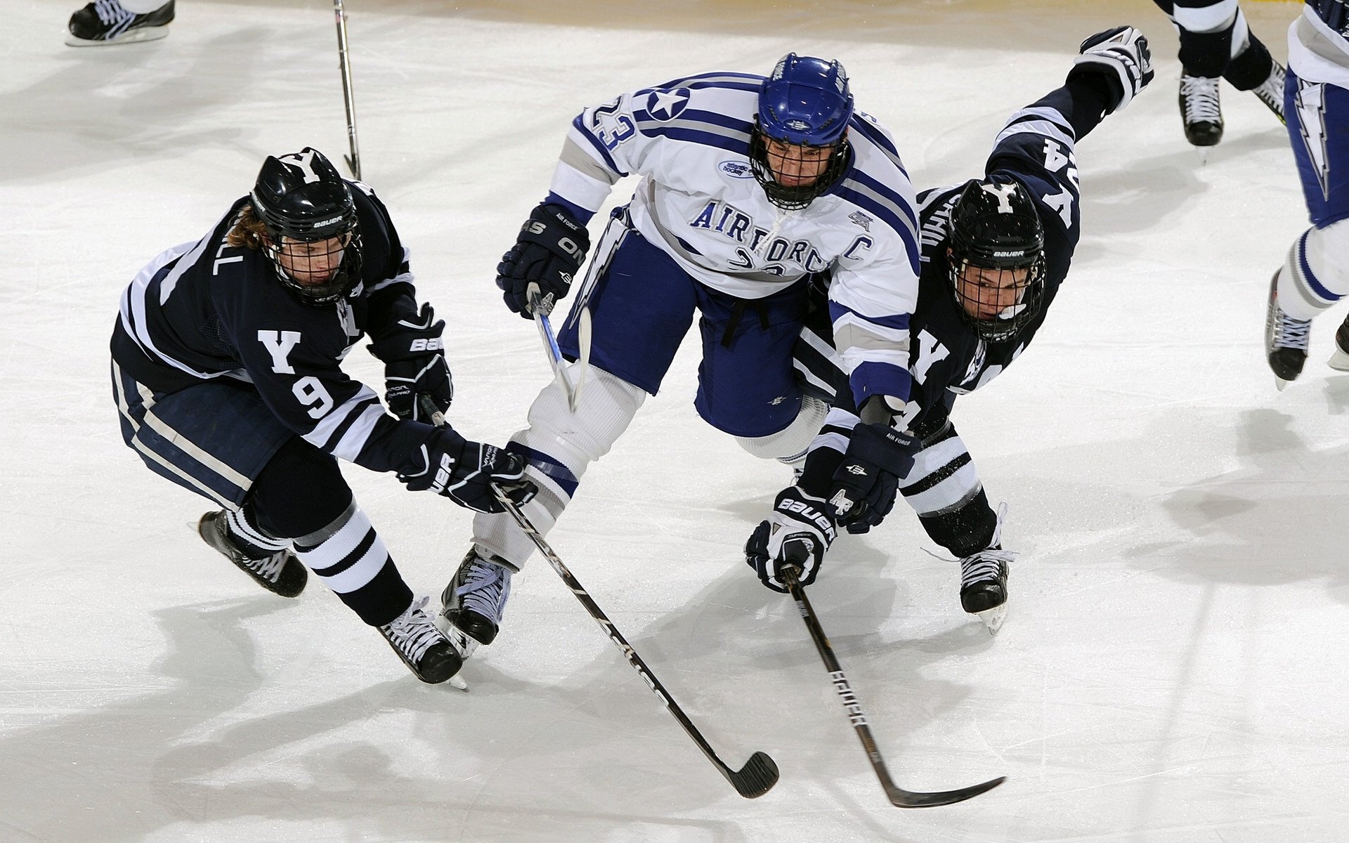 喀麦隆狂胜牙买加，阿劳霍成为关键先生，一场定义球队未来的胜利